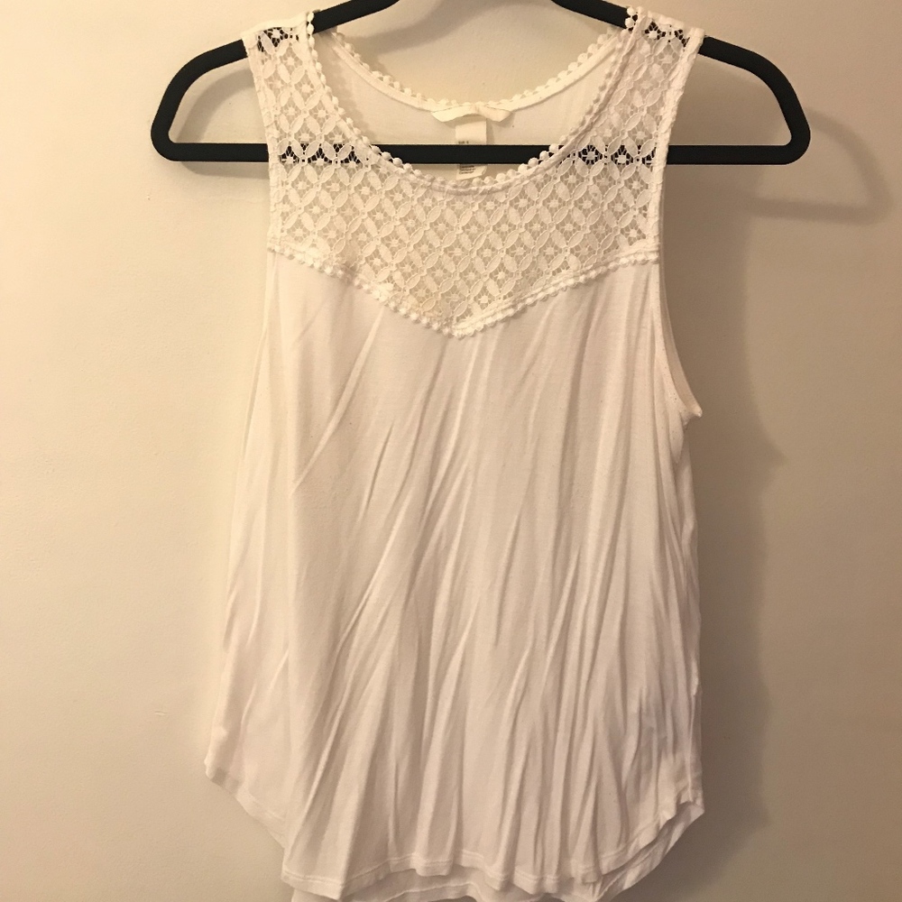 H&M White Sleeveless Blouse
